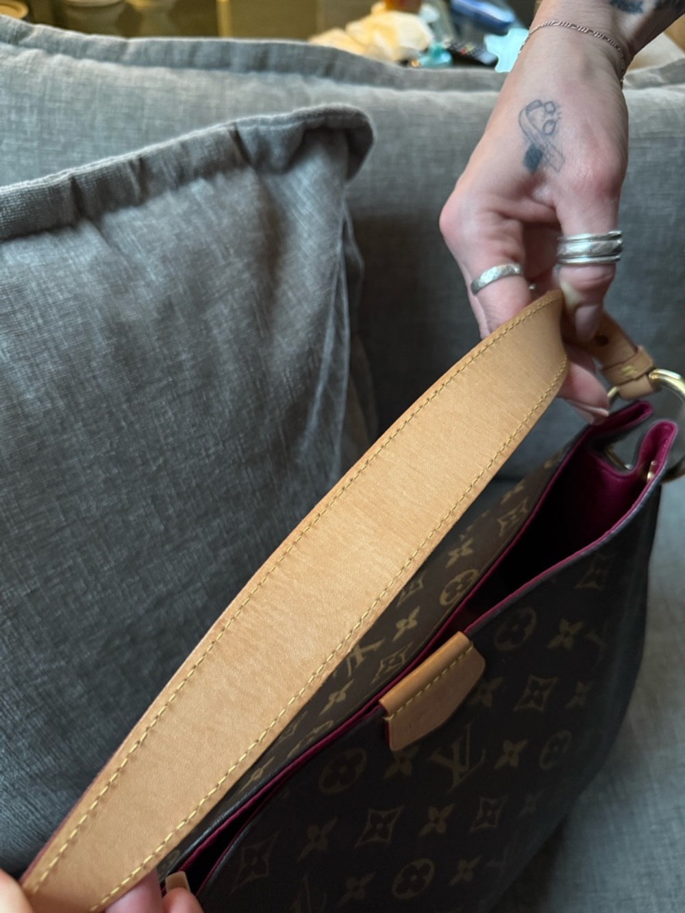 Louis Vuitton Graceful PM Monogram Bag – Used Once - Picture 6 of 12